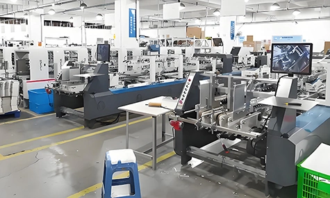 Automatic gluing machine — folding box assembly